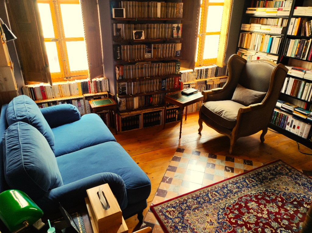 photo cabinet PIPUNIC MATHIAS