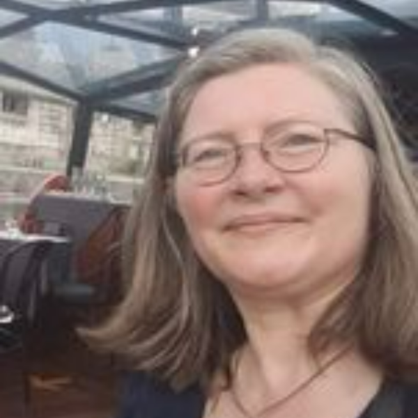 Corinne Pineau Praticienne en soins énergétiques