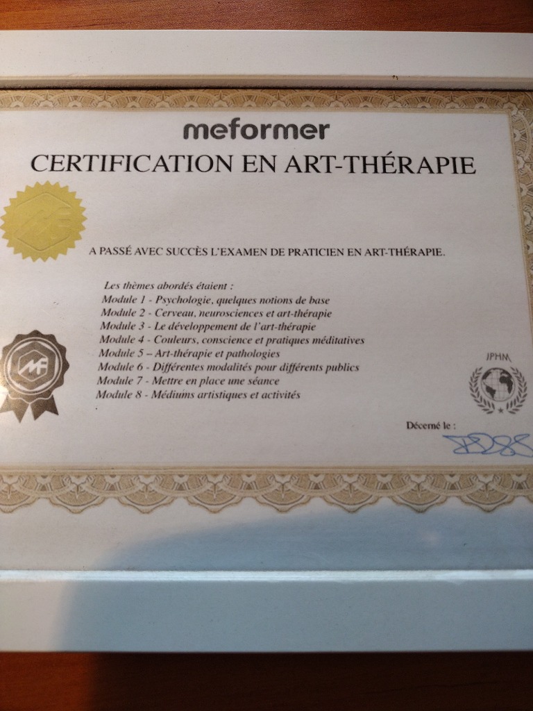 photo diplome Isabelle Paillet