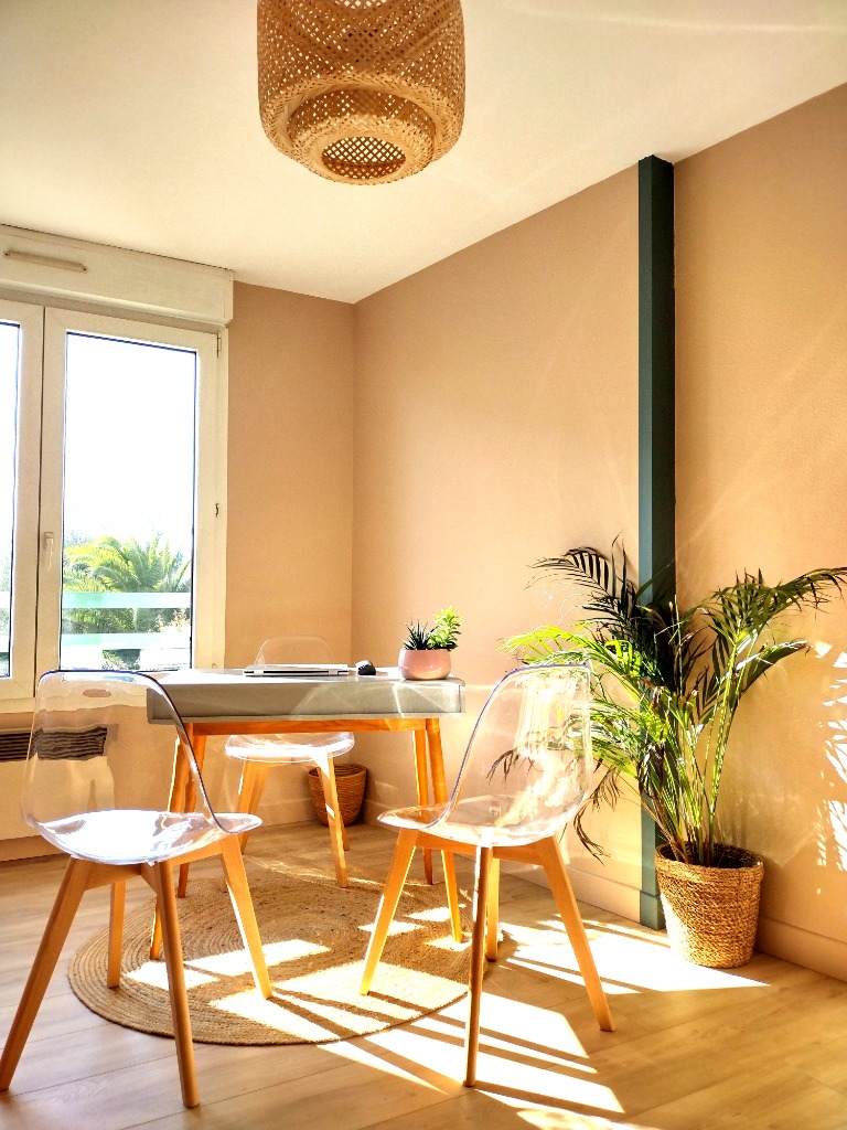 photo cabinet Marine Lebon