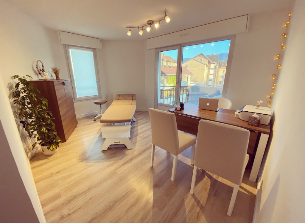 photo cabinet Mathilde Burkel Ostéopathe 