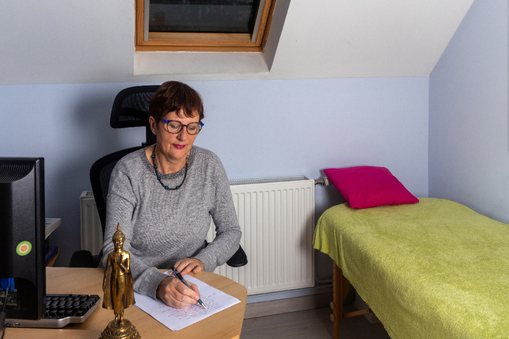 photo cabinet Christine debue