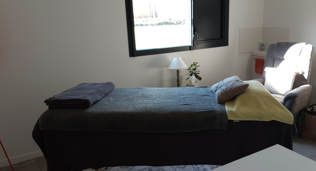 photo cabinet Corinne Cazalis pyren’ & sens