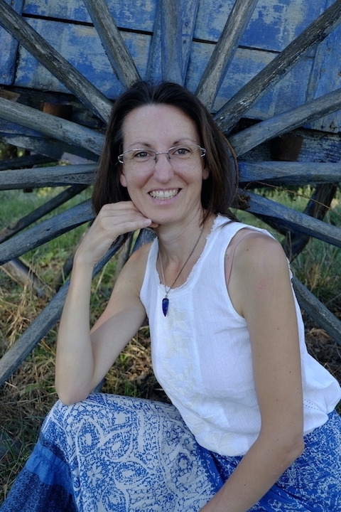 photo portrait Bastienne - Doula, coach périnatale et parentale