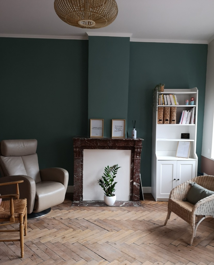 photo cabinet Mathilde Chery