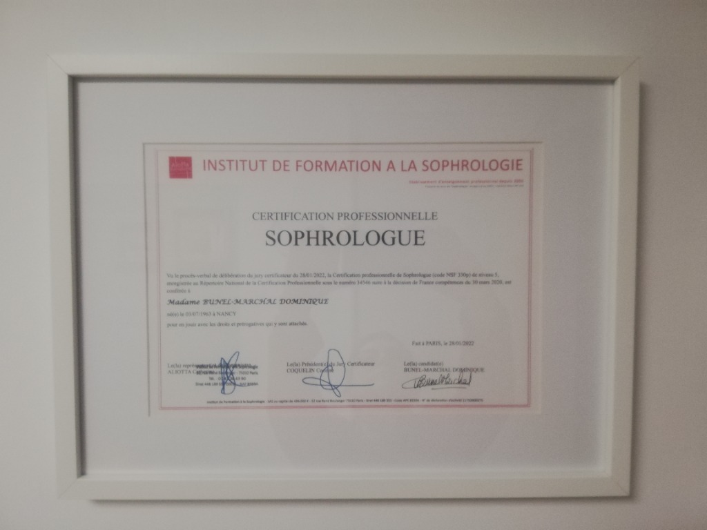 photo diplome Dominique BUNEL-MARCHAL