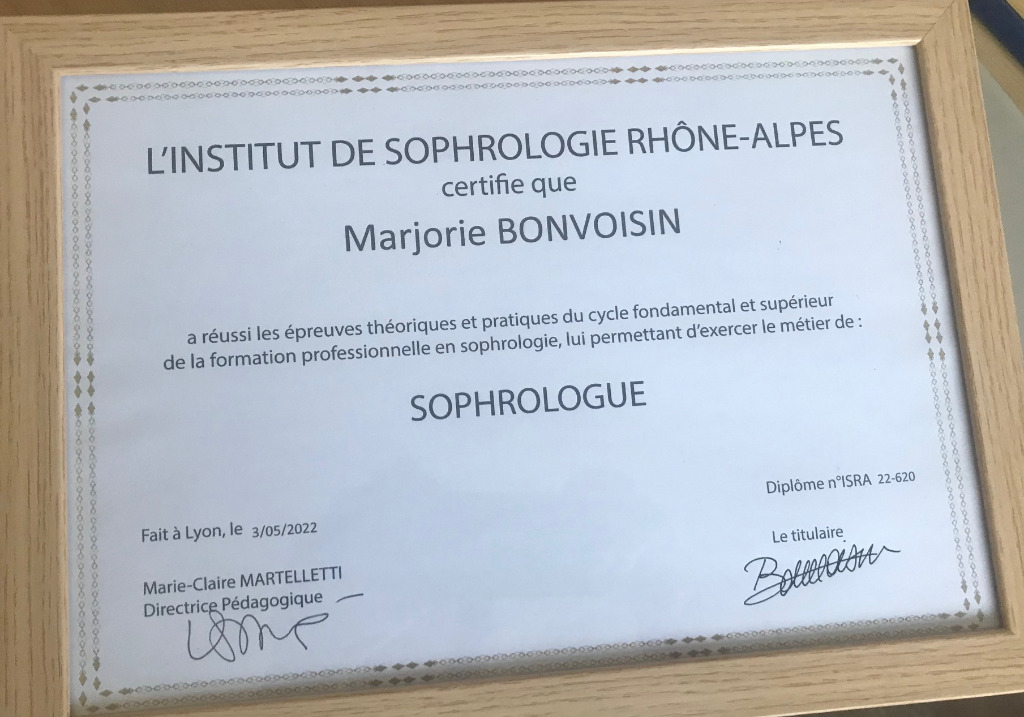 photo diplome Marjorie Bonvoisin - Entre bulle et moi