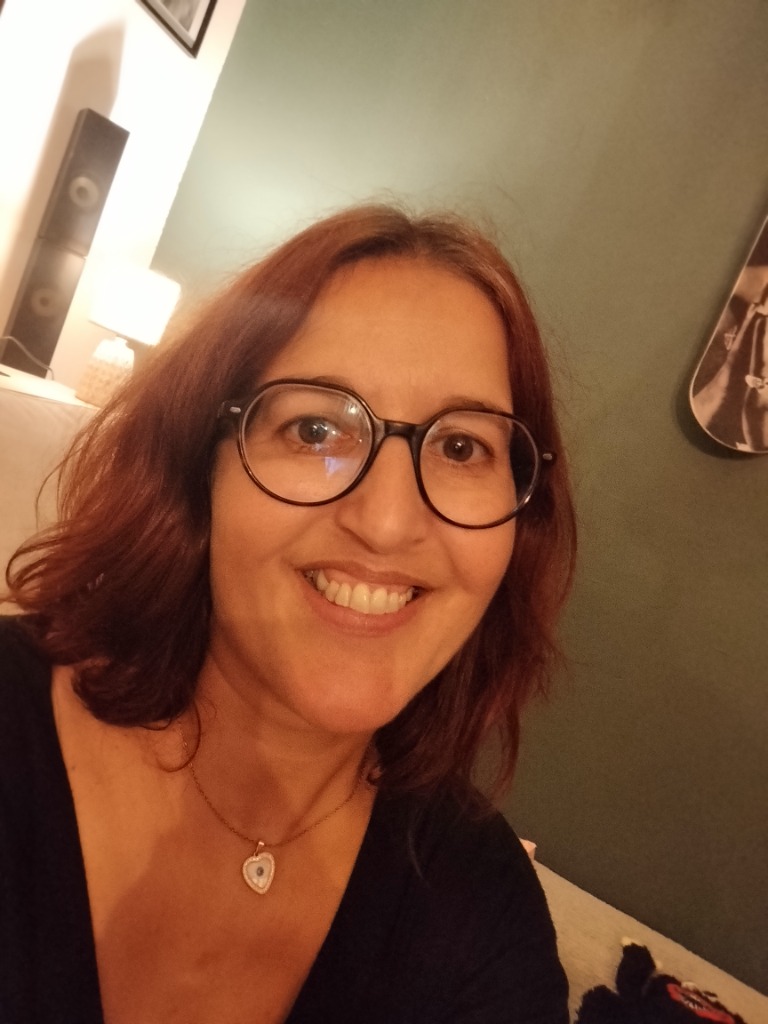 photo cabinet Vanda Pinto Figueiredo