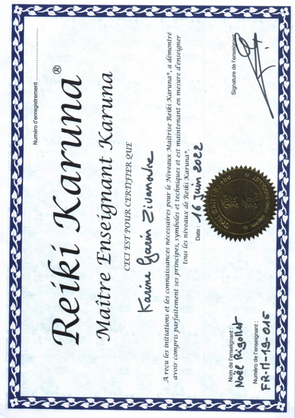 photo diplome Karine Soins Energétiques