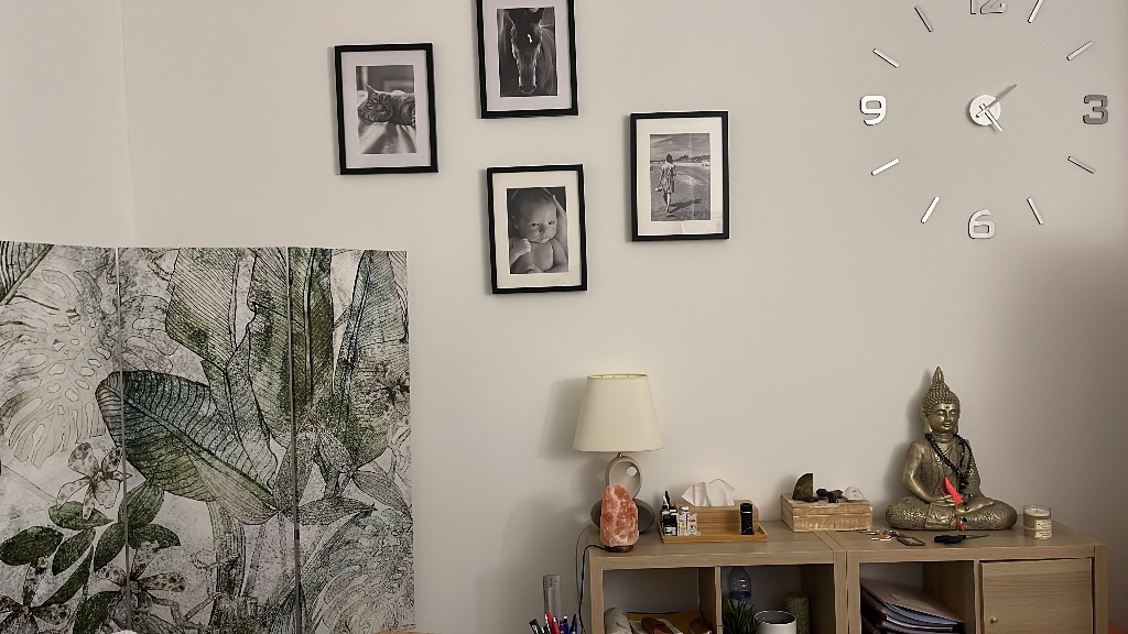 photo cabinet Almalegria M.A Roy-Robles