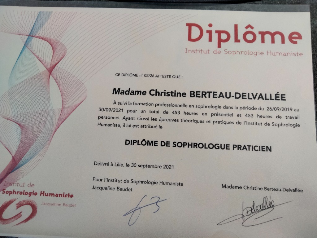 photo diplome Christine Delvallée