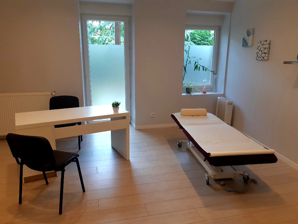 photo cabinet Messner Alexandra MA Kinésiologie