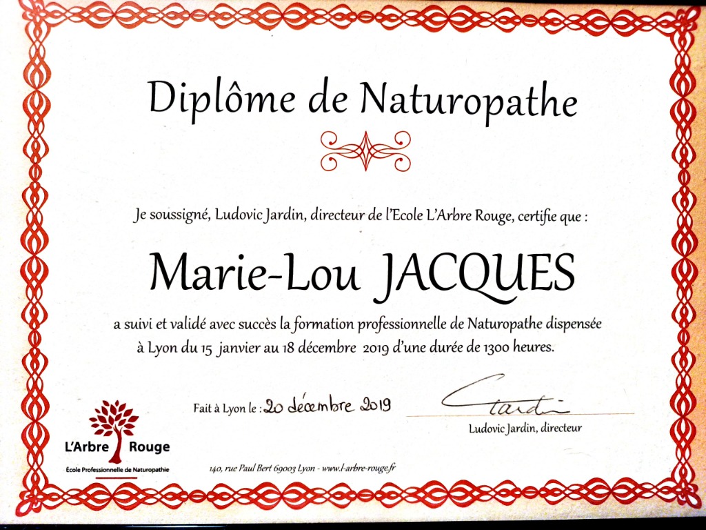 photo diplome Marie-Lou Jacques