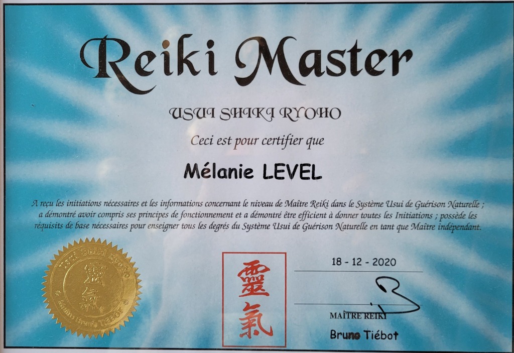 photo diplome Mélanie LEVEL