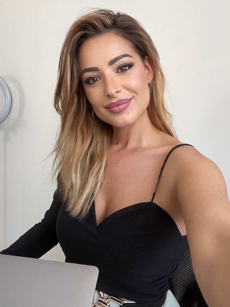 photo cabinet Jessica STAMCK