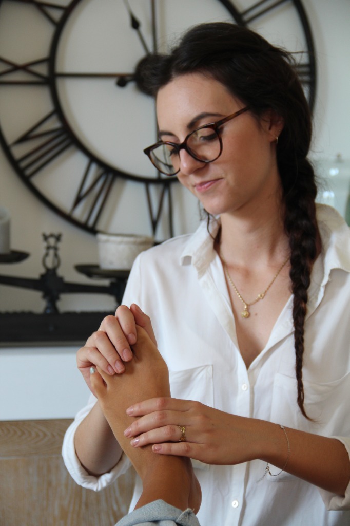 photo seance Elise-Alice Réflexologie