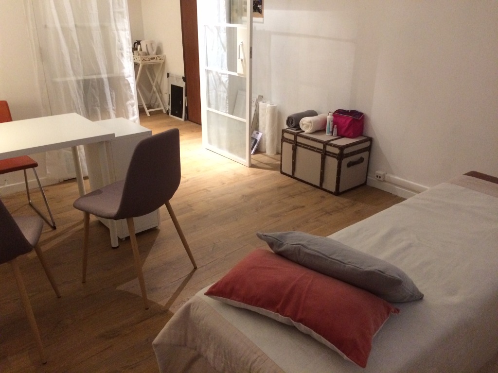 photo cabinet DOS SANTOS carole