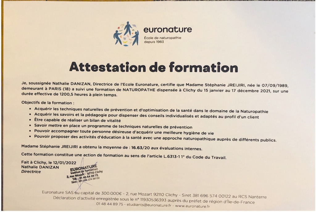 photo diplome Stéphanie Jreijiri