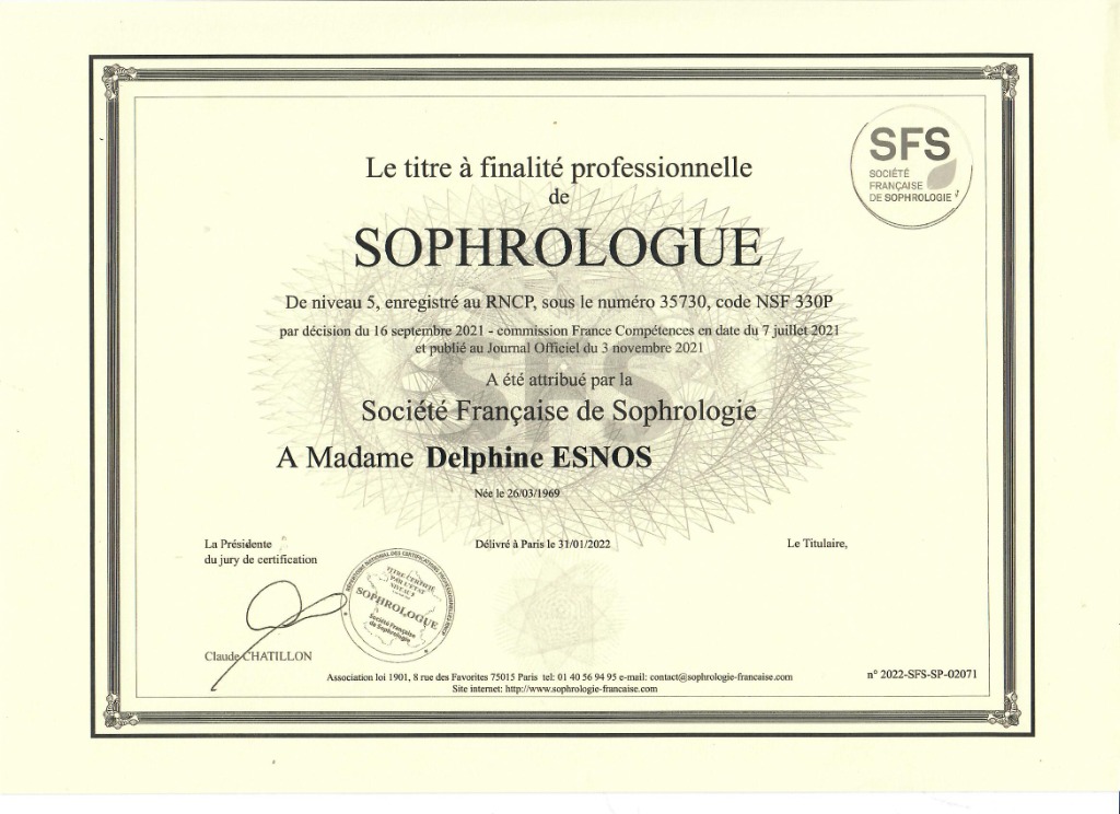 photo diplome Delphine ESNOS