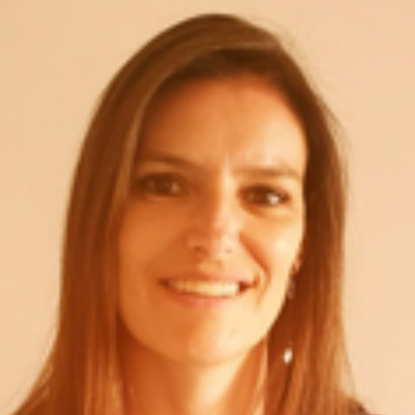 Vanessa Sabourin (Sophronissa)