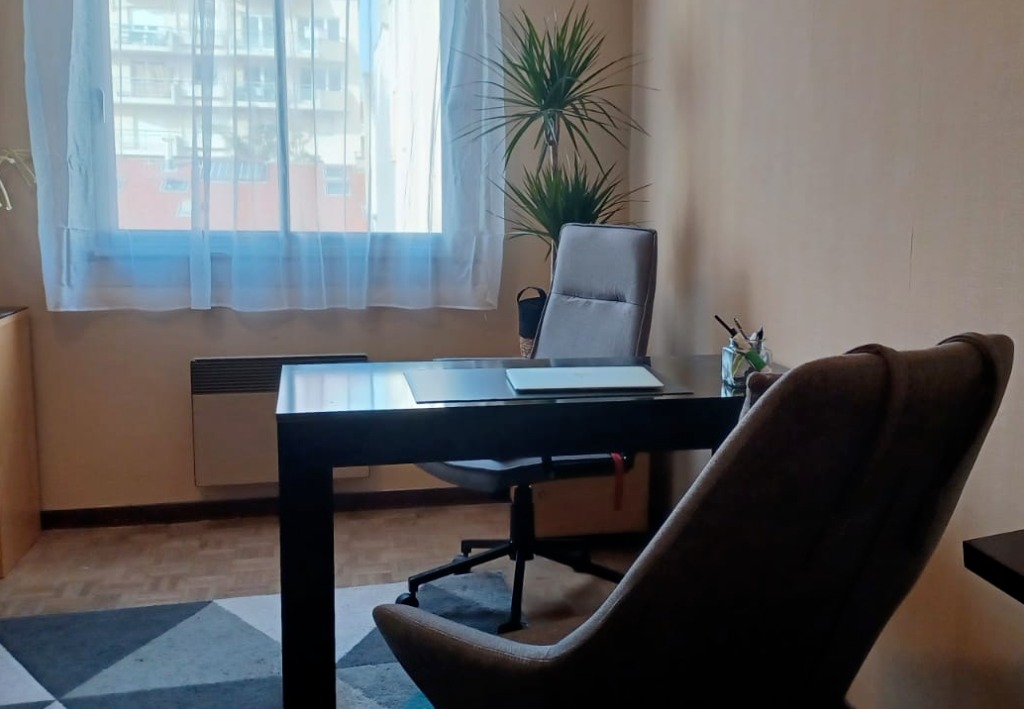 photo cabinet Yvan couto