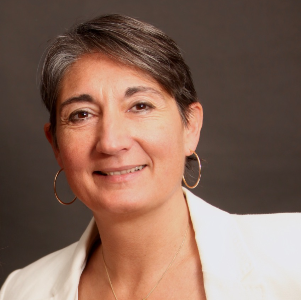 Emmanuelle Chretien Deschâtres