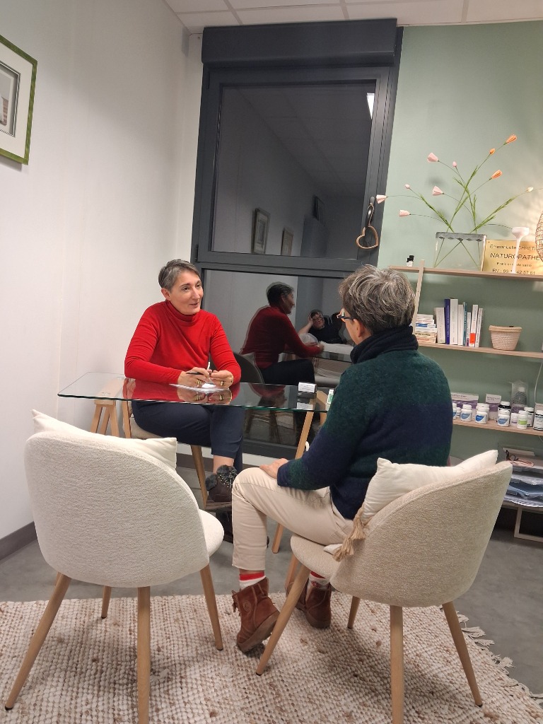 photo cabinet Emmanuelle Chretien Deschâtres