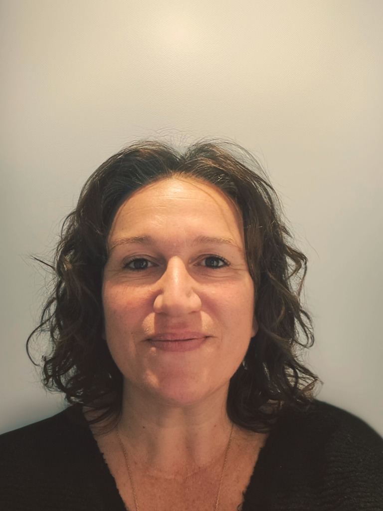 photo portrait Emilie Dumas Energéticienne