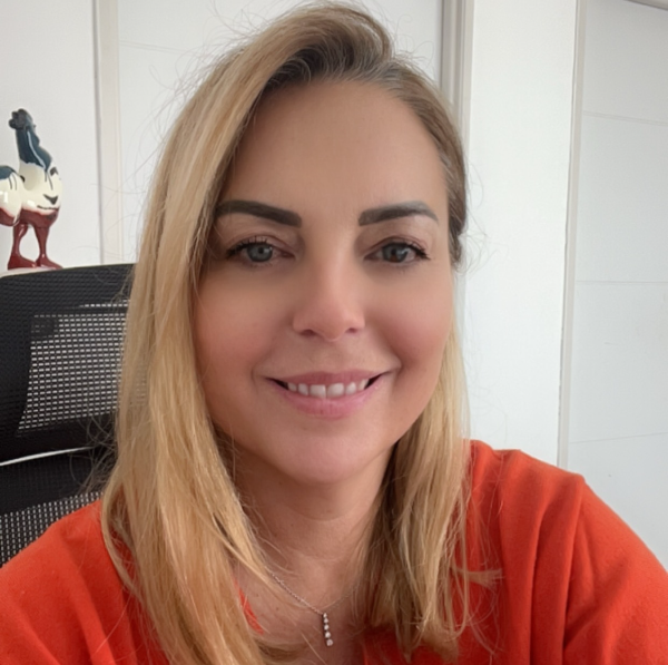 Alexandra Bayle-Bernadou