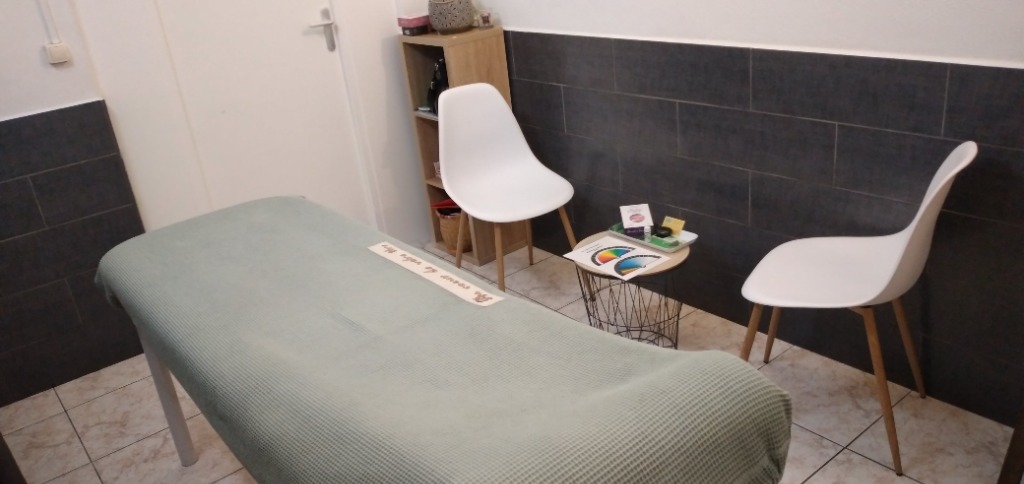 photo cabinet Émilie Clain