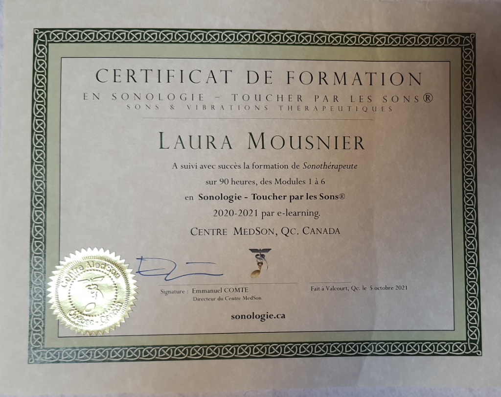 photo diplome Les Résonances de Laura