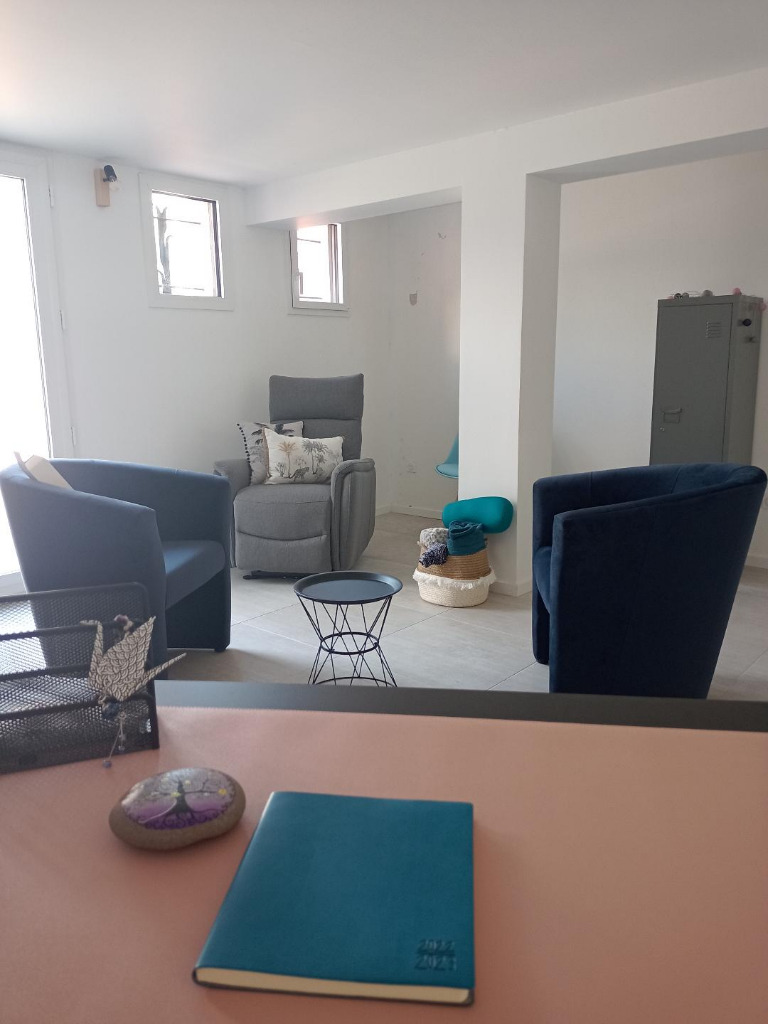 photo cabinet Frédérique BUGEAU