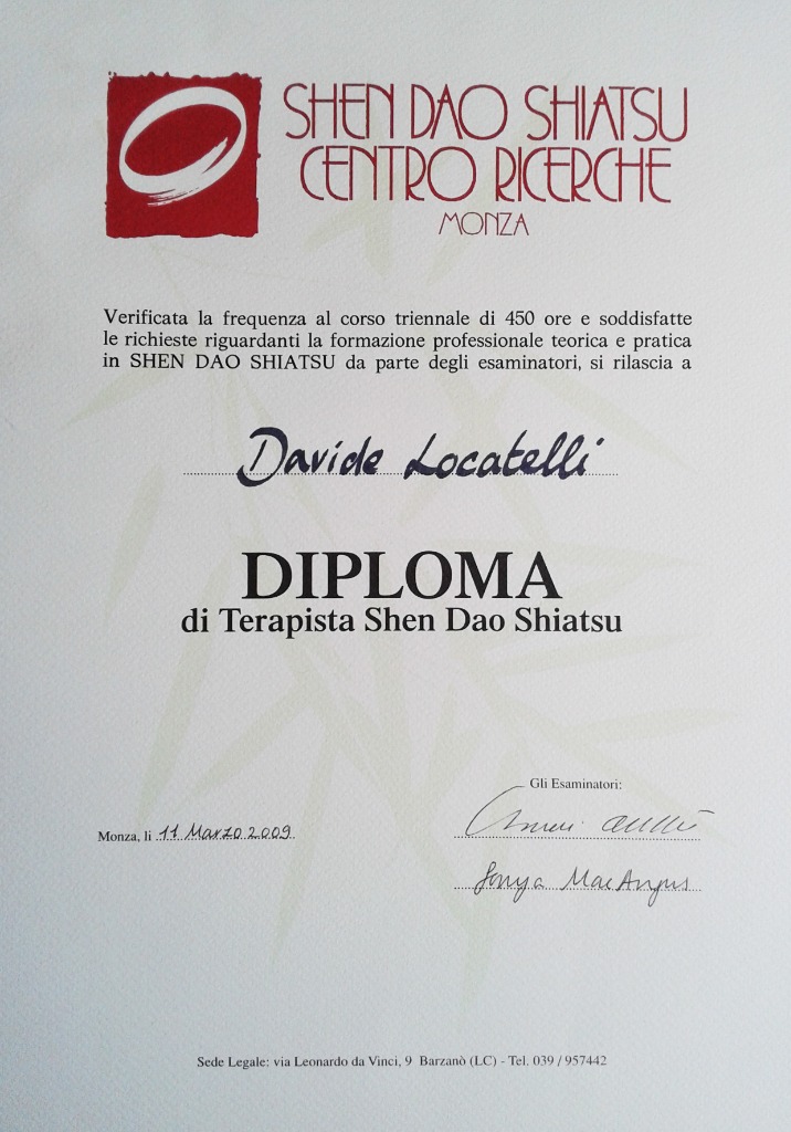 photo diplome DAVIDE SHIATSU SHENDAO PARIS