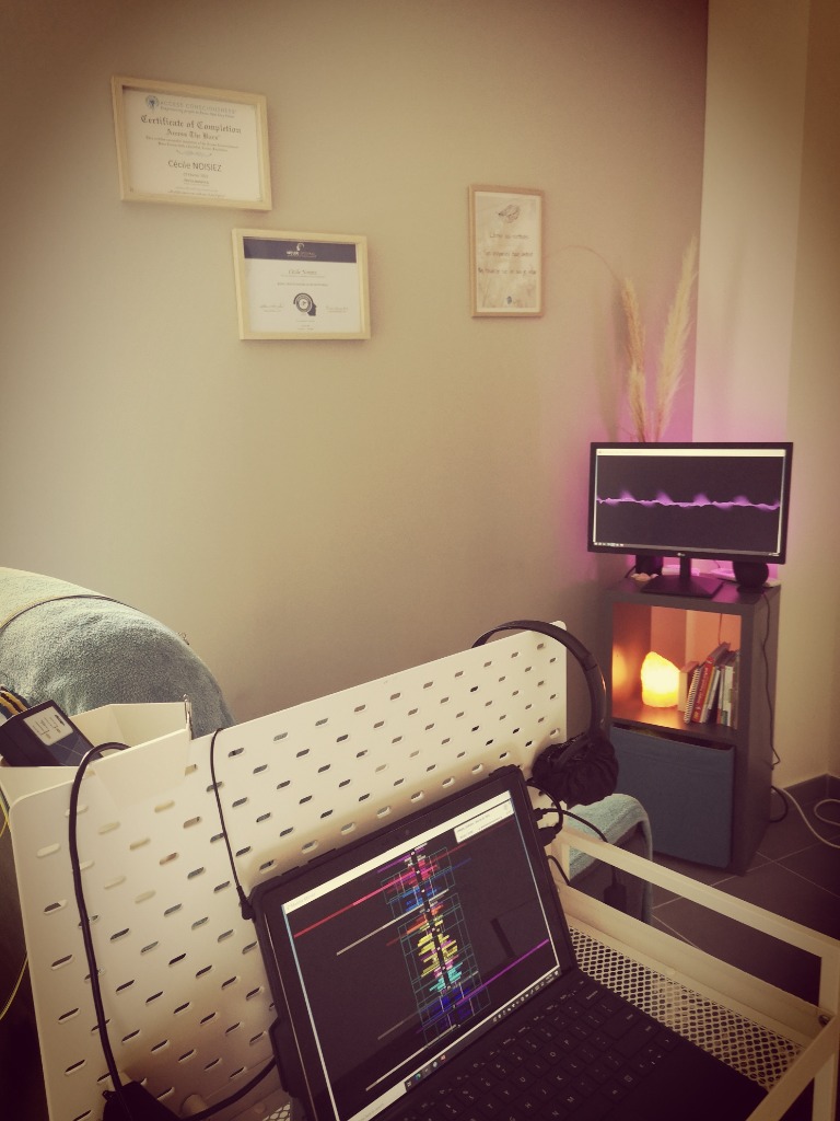 photo seance Cécile Noisiez Neurofeedback dynamique Neuroptimal