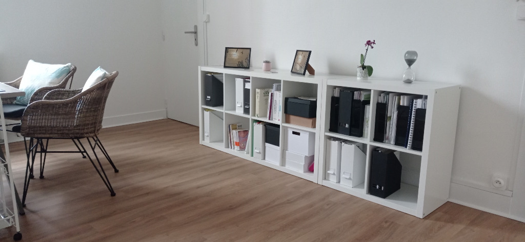 photo cabinet Julien REFLEXOLOGUE