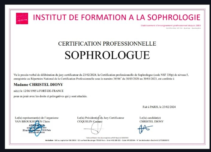 photo diplome Christel Thérapie