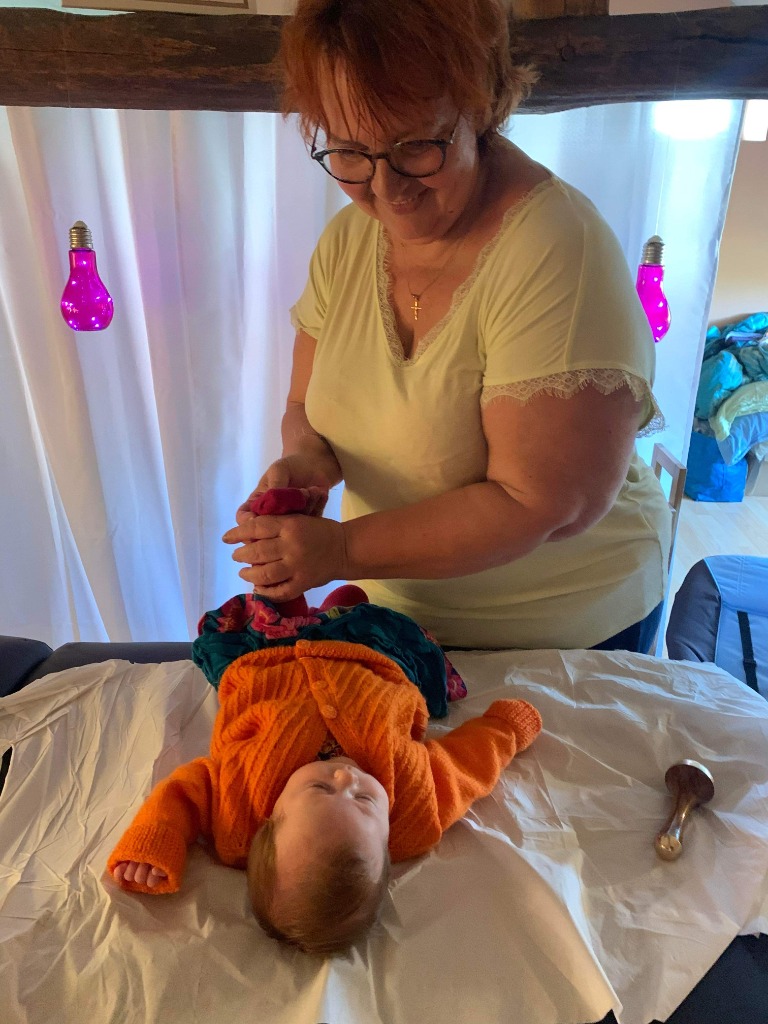 photo seance Sandrine Calderan Réflexologue-énergéticienne