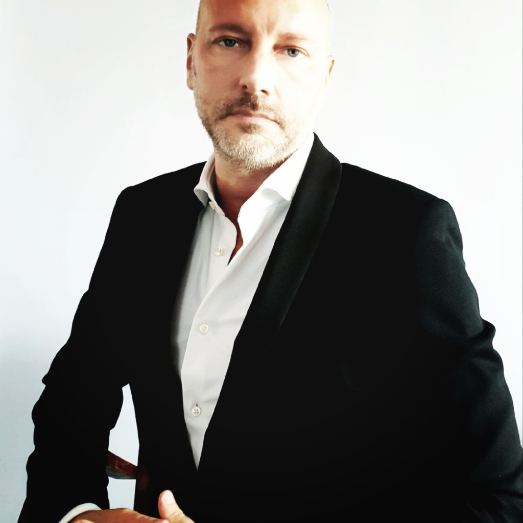 photo diplome Frédéric Gau