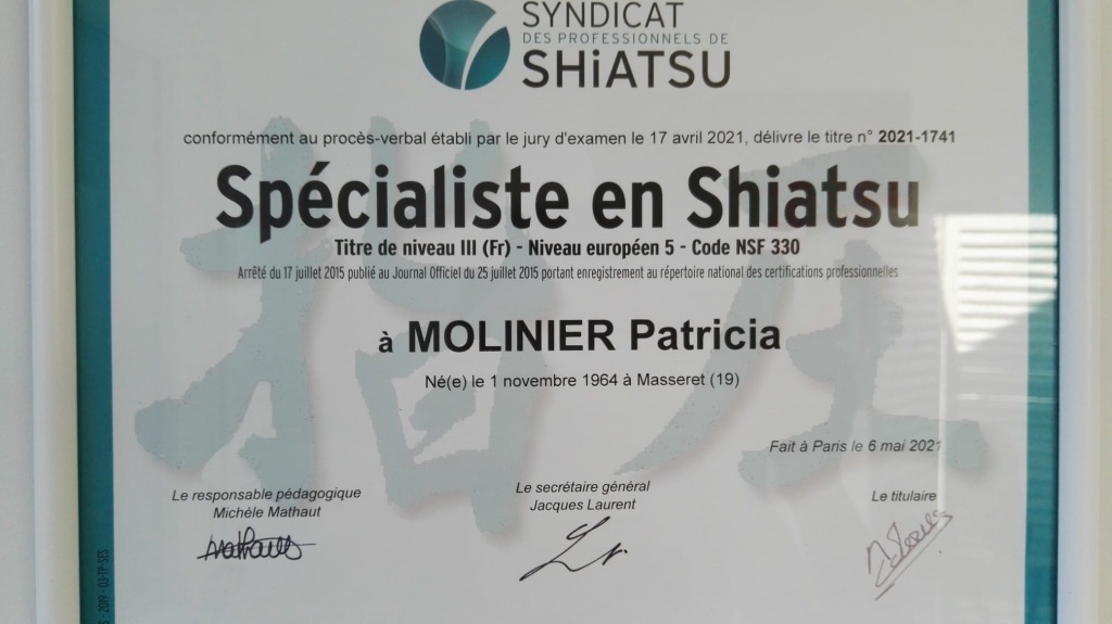 photo diplome PATRICIA MOLINIER