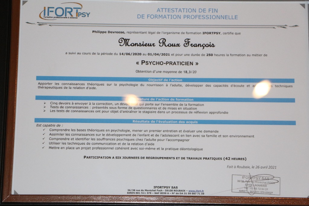 photo diplome François ROUX