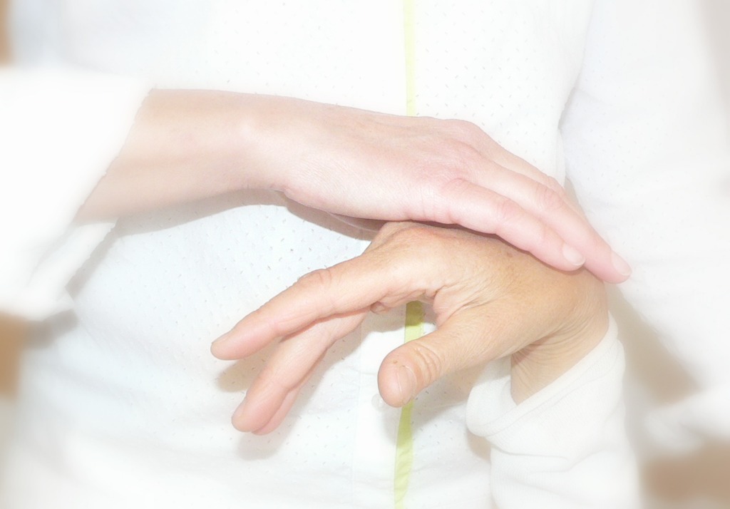 photo activite Annick Coster KINESIOLOGIE "FLEUR DE SOLEIL"