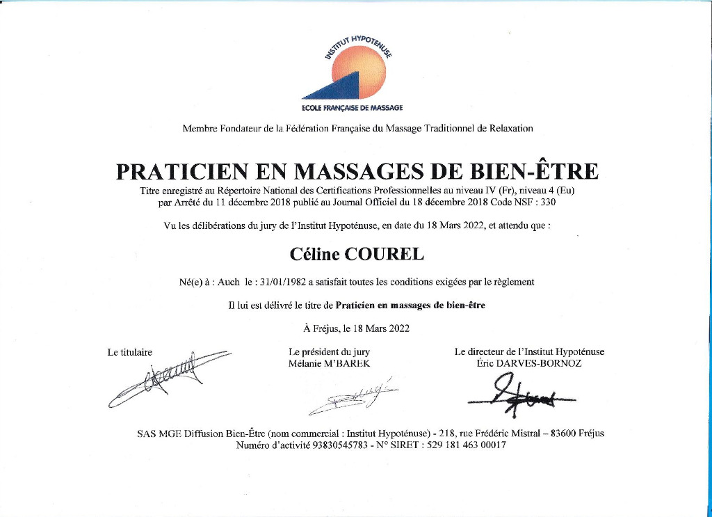 photo diplome Céline C massages bien-être