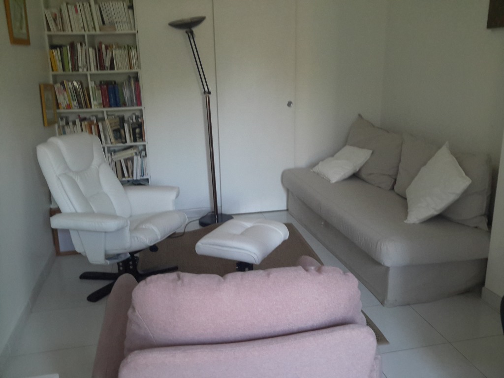 photo cabinet Lucie Leteve