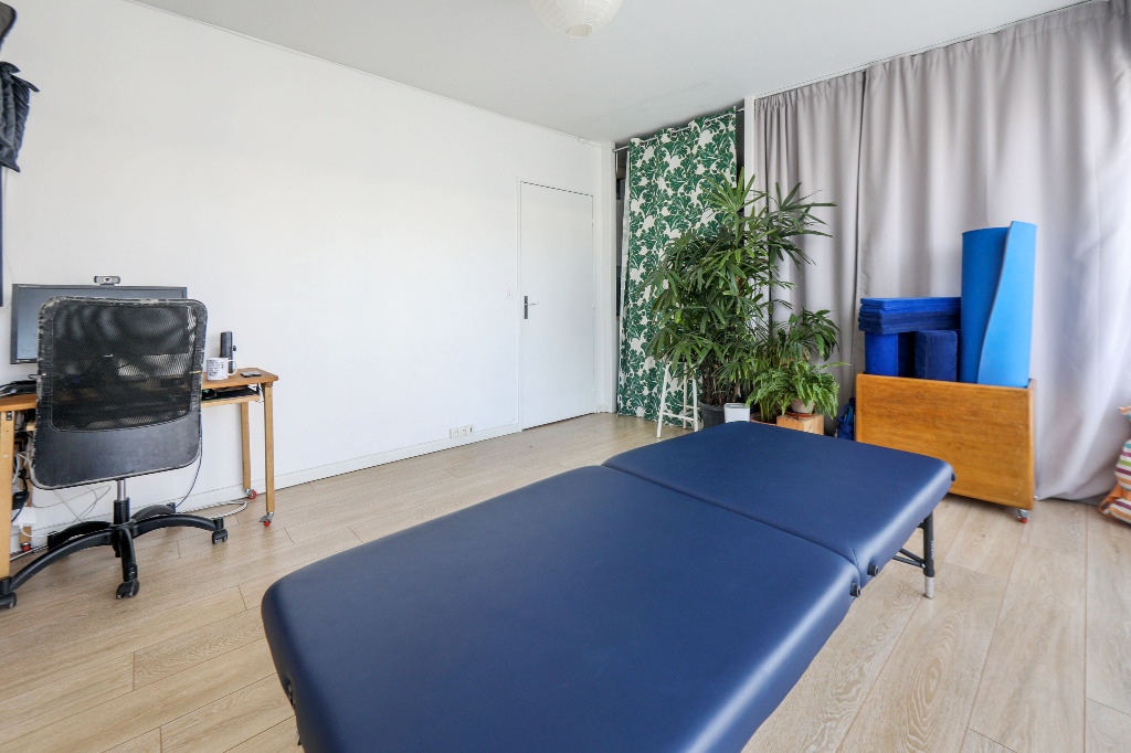 photo cabinet Simon Tilche