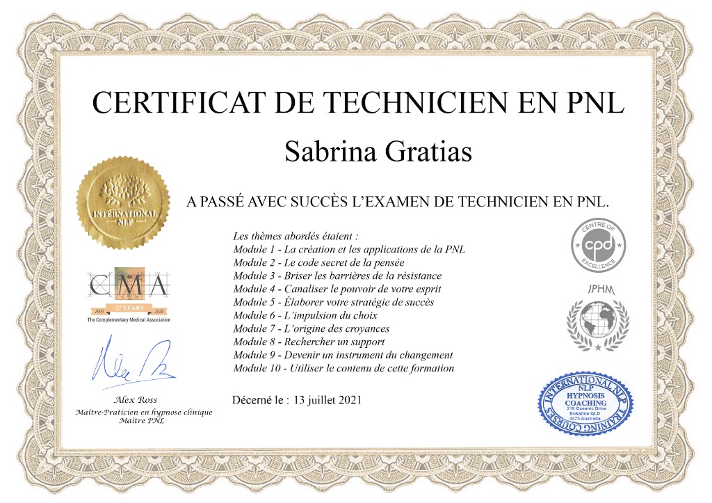 photo diplome Sabrina Gratias coach de vie intuitive