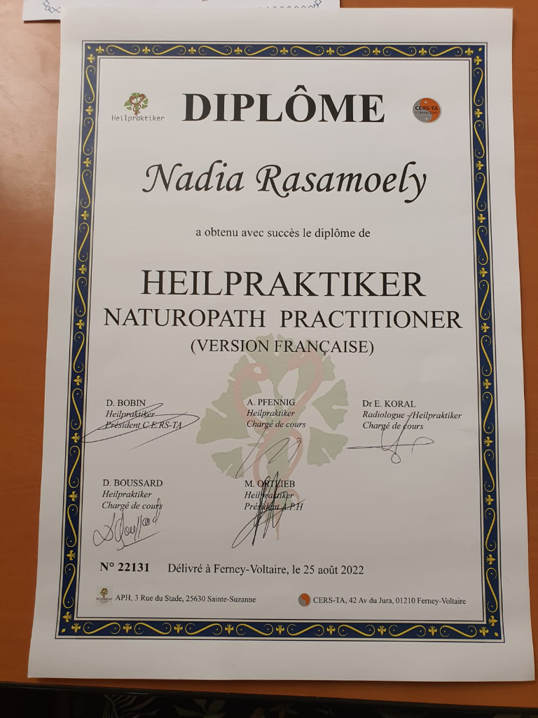 photo diplome Nadia RASAMOELY