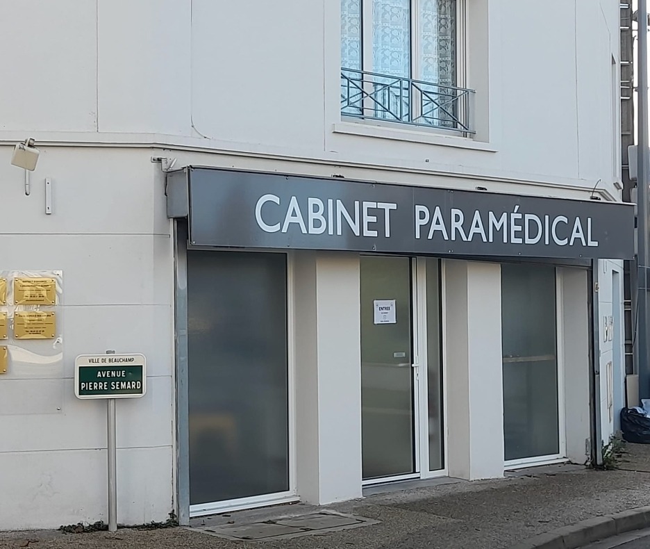 photo cabinet Lydie Girard 