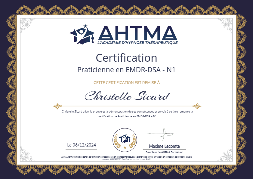 photo diplome Christelle Lherm