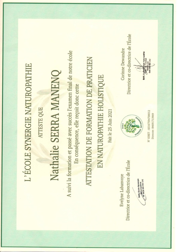 photo diplome Athena soins holistiques 