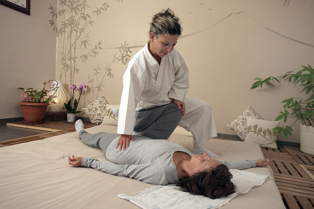 photo seance Sandra Megtert Shiatsu (EI)